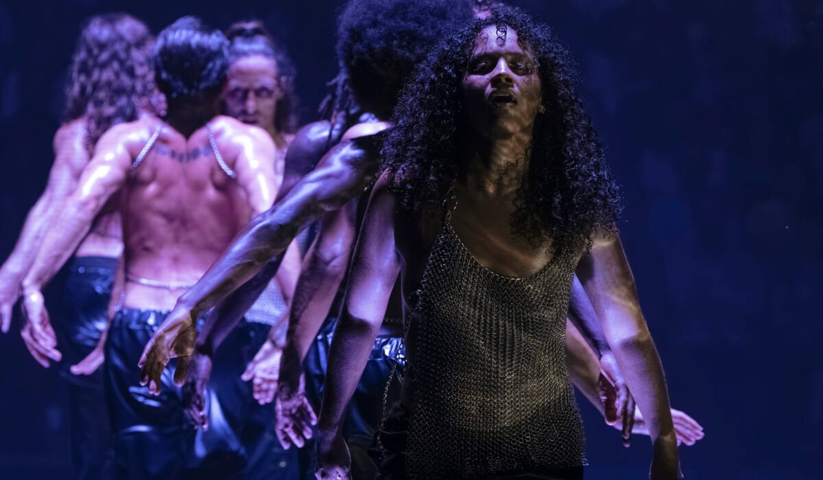 Danzatori della pièce di Marco da Silva Ferreira – F * cking Future