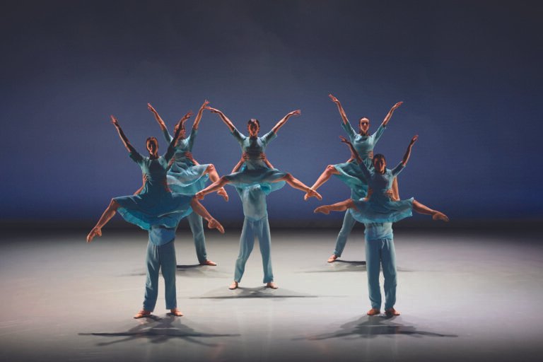 Read more about the article MIDI-MINUIT