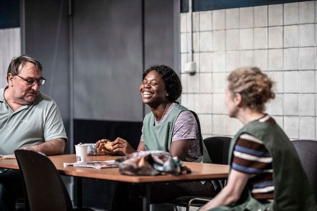 Acteurs sur le plateau de Prendre soin