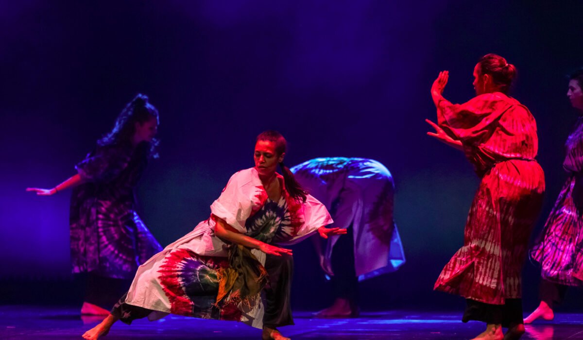 Danse africaine sur le plateau