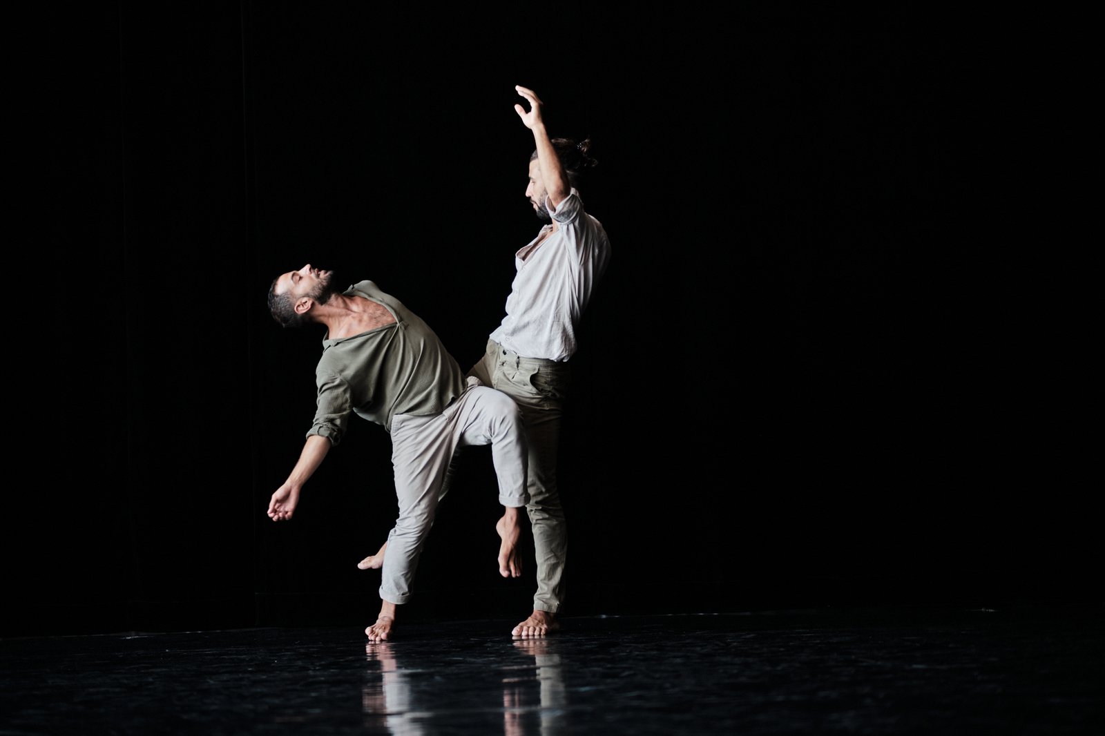 You are currently viewing PAR LA VOIX DE MAXIME ET FRANCESCO